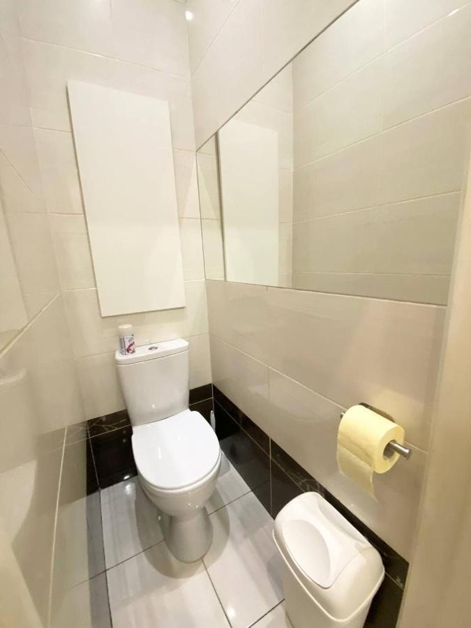 Світло Є! Історичний Центр! Appartement Kiev Buitenkant foto