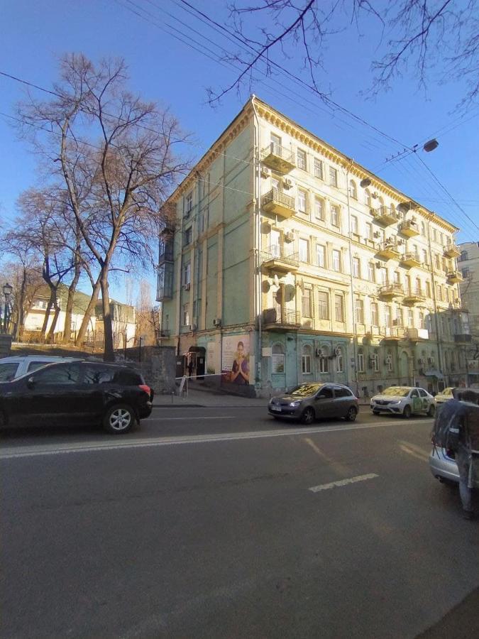 Світло Є! Історичний Центр! Appartement Kiev Buitenkant foto