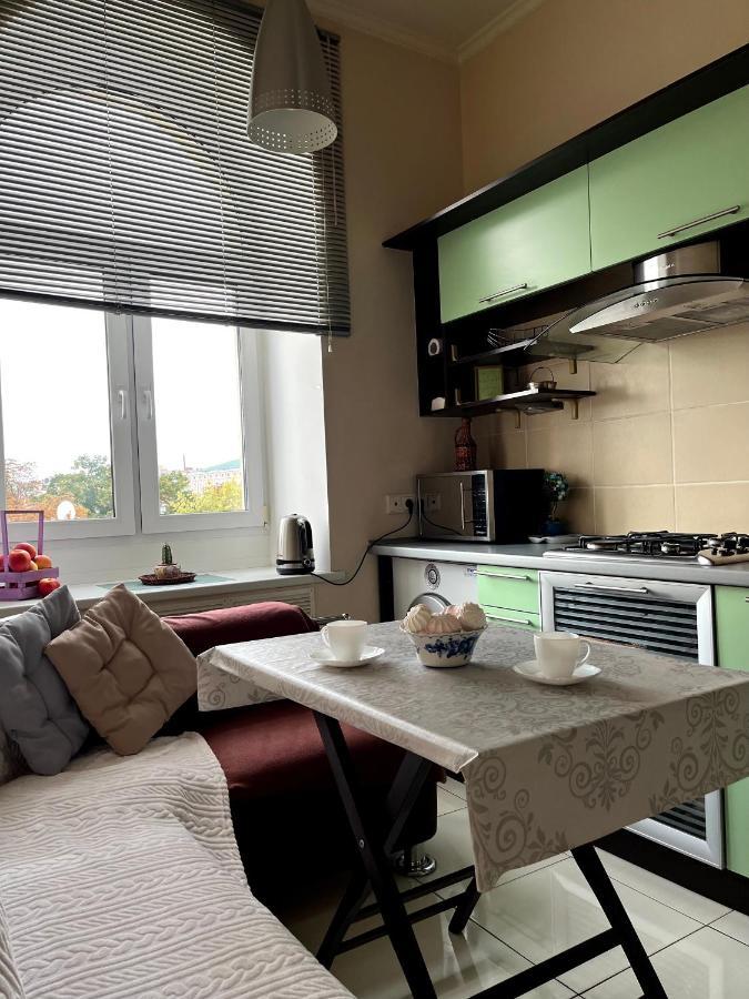 Світло Є! Історичний Центр! Appartement Kiev Buitenkant foto