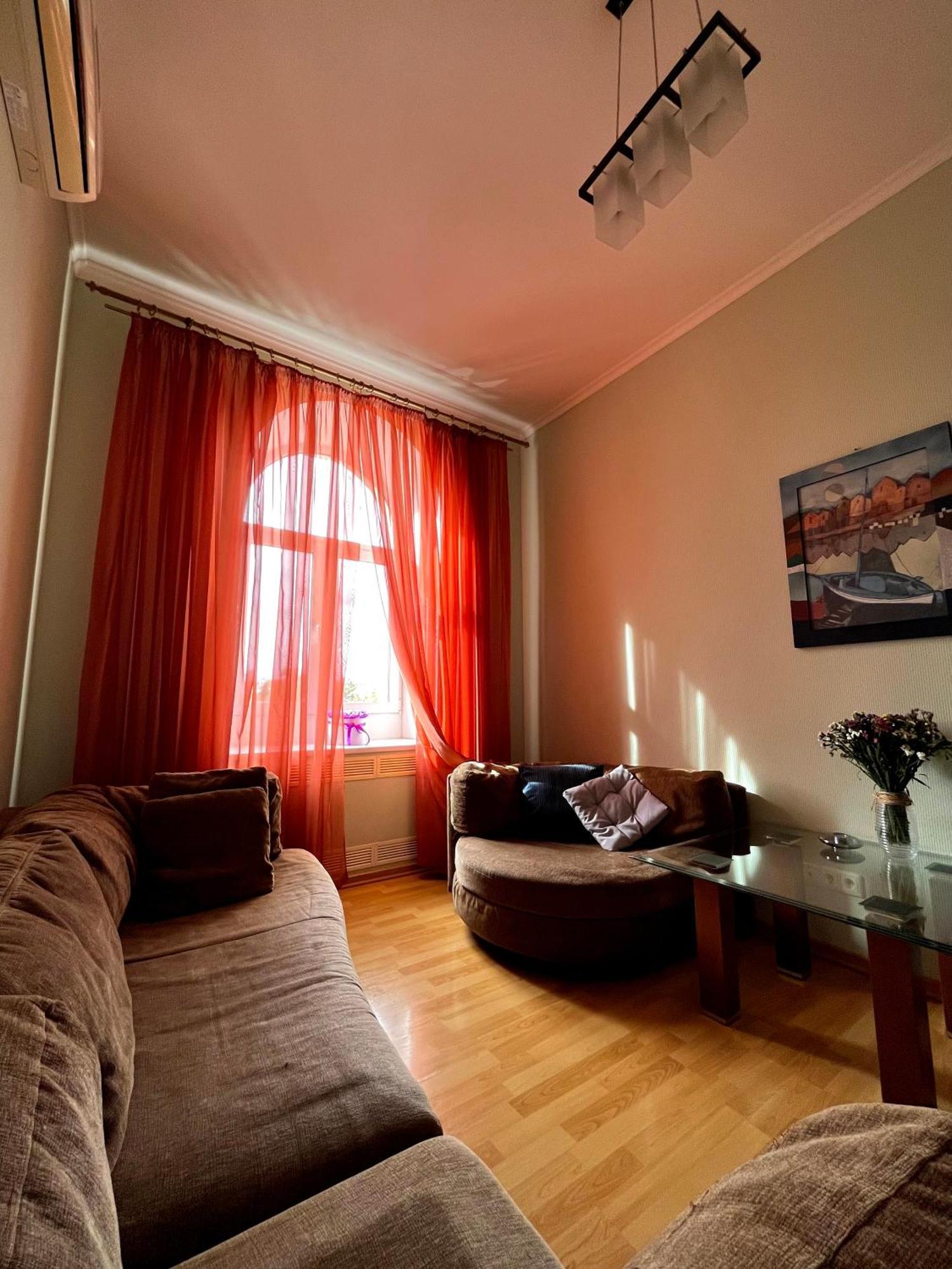 Світло Є! Історичний Центр! Appartement Kiev Buitenkant foto