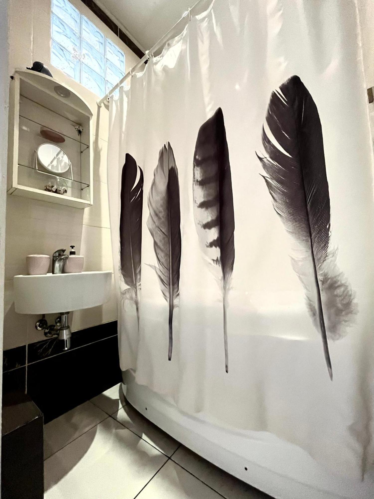 Світло Є! Історичний Центр! Appartement Kiev Buitenkant foto